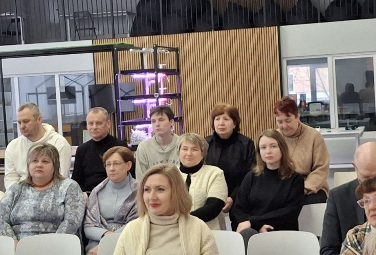 ІКТ у навчанні: педагогічні читання у Чернігівському професійному ліцеї